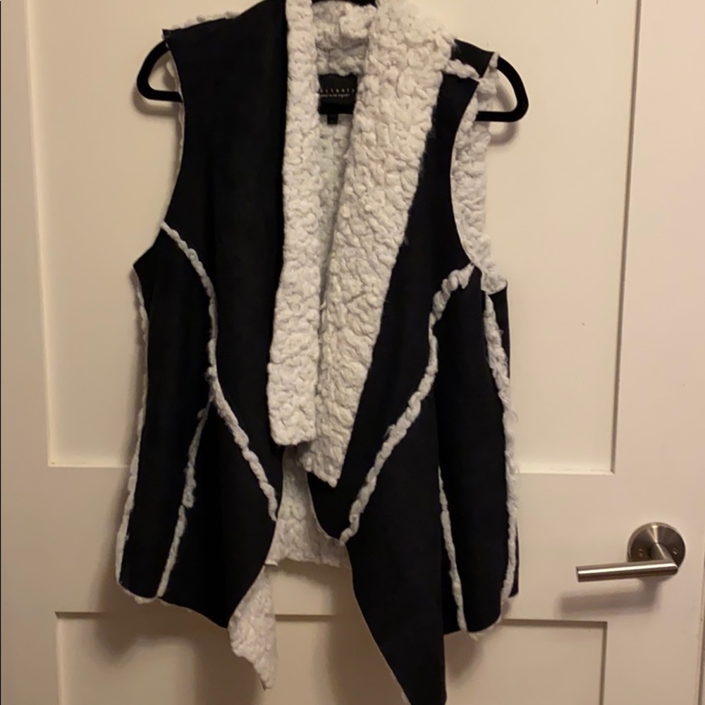 Fur vest